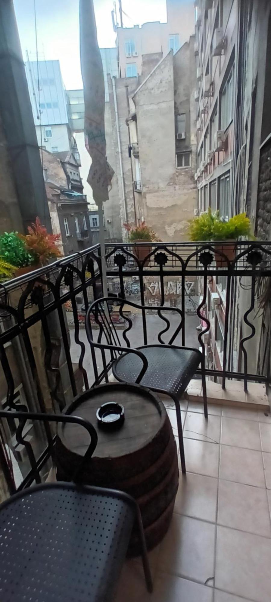 Authentic Belgrade Centre Apartments For Large Groups, Republic Square - Up To 47 People In 5 Apartments Δωμάτιο φωτογραφία
