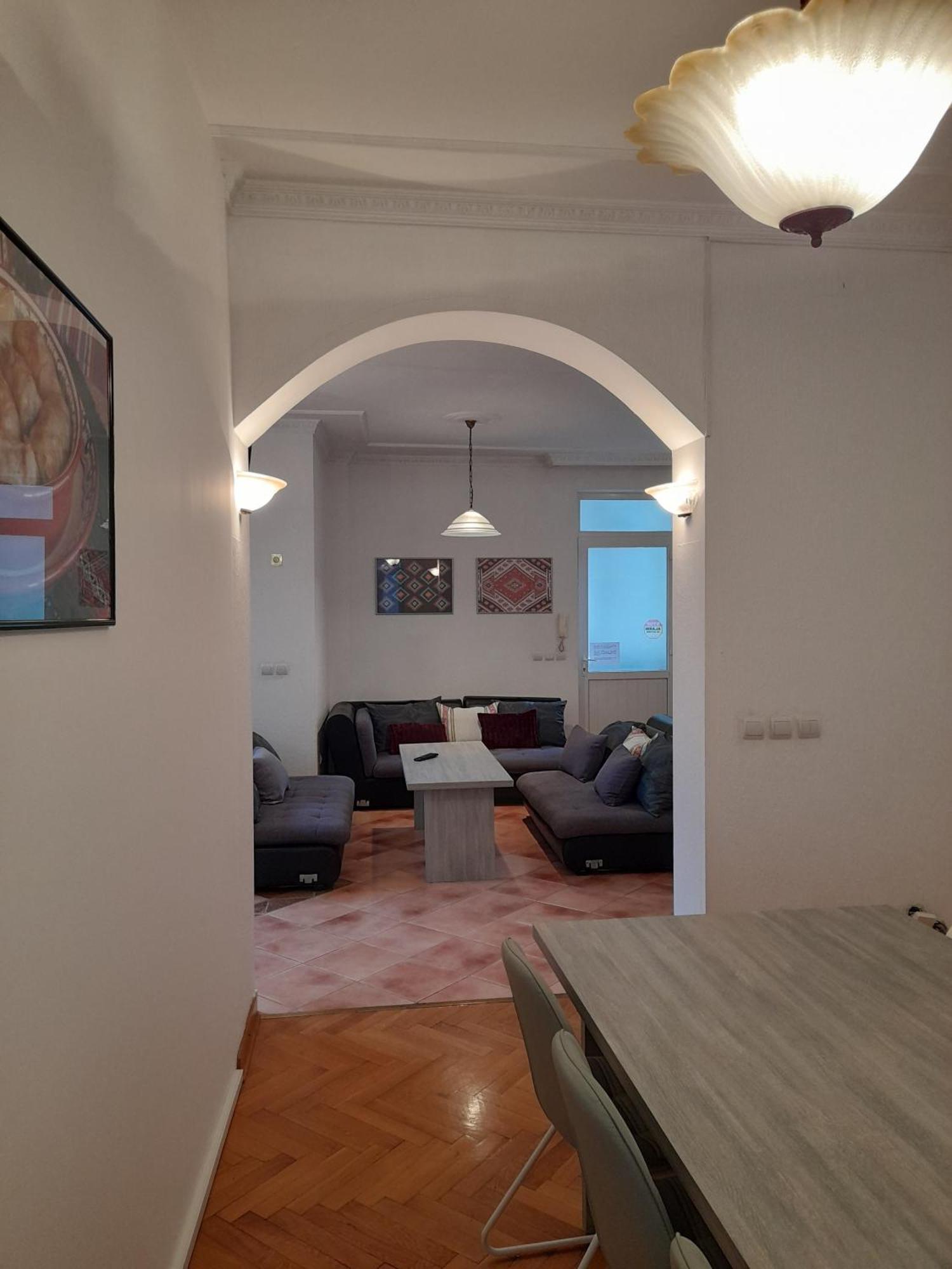 Authentic Belgrade Centre Apartments For Large Groups, Republic Square - Up To 47 People In 5 Apartments Δωμάτιο φωτογραφία